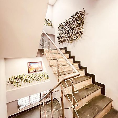 Hotel Blu - Saket Dlf Avenue New Delhi Luaran gambar
