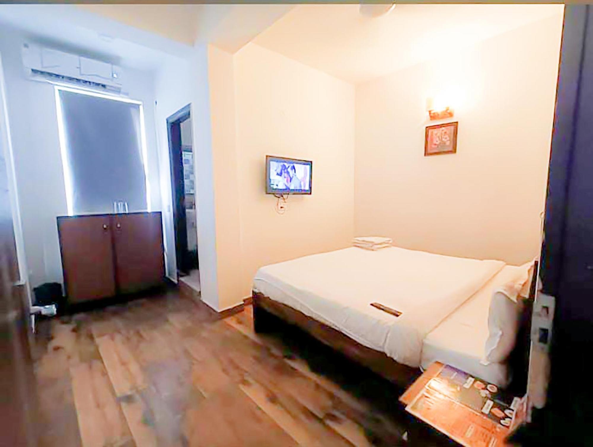 Hotel Blu - Saket Dlf Avenue New Delhi Luaran gambar